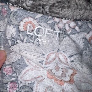 LOFT Floral Patterned Tank top